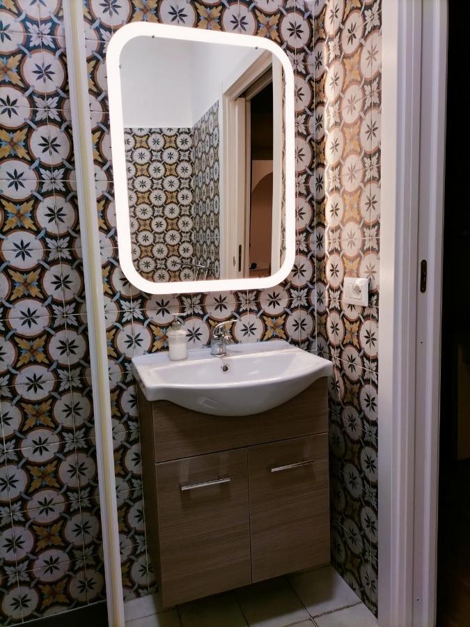 B&B Ma.Li. Νάπολη Εξωτερικό φωτογραφία